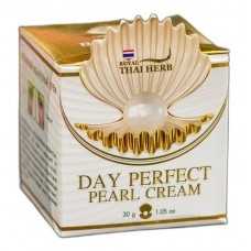 Натуральный дневной крем для лица с жемчужной пудрой Royal Thai Herb Day Perfect Pearl Cream 30 гр